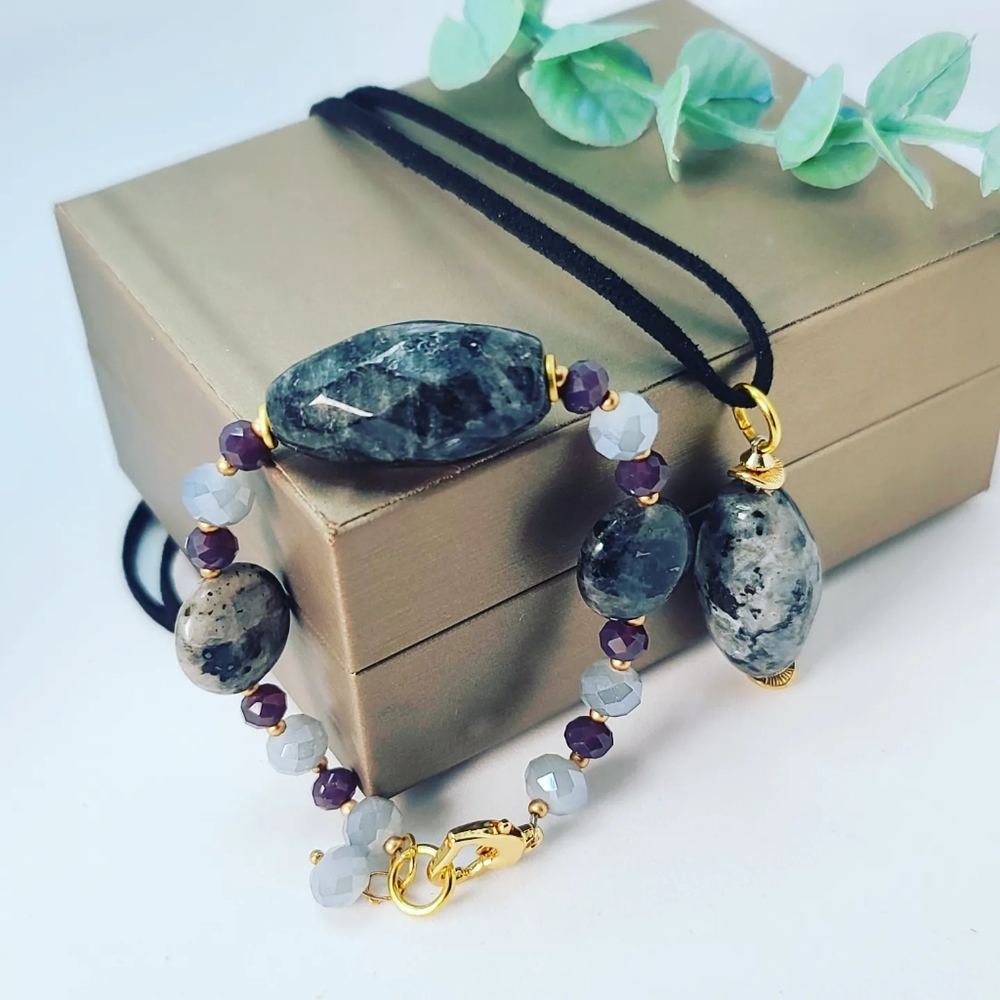 Labradorite Bracelet and pendant set